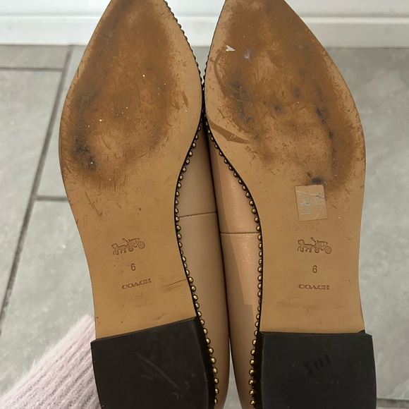 Coach Nude Women's Flats with Gold Trim - Picture 4 of 5